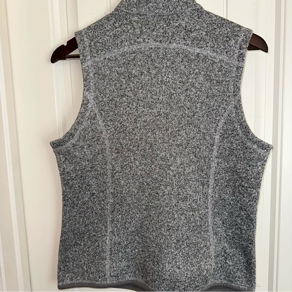 Patagonia gray better sweater, fleece vest full front, zip women’s small - Picture 14 of 14